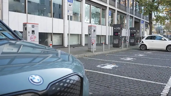 1 Duc Trien Khai Goi Ho Tro 6000 Euro Cho Nguoi Mua Xe Dien