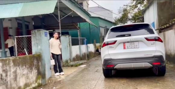 1 Tai Xe Dau Xe Khoa Dau Khoa Duoi Ngo Nho Thach Ai Cau Duoc Cu Cau Phat 100 Trieu Khong Sao