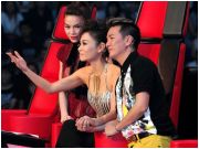 The Voice: Xem huấn luyện viên diễn kịch