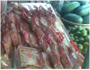 Hà Nội: Bánh trung thu không nguồn gốc bán khắp chợ quê