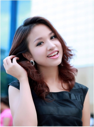 Thanh Vân Hugo: 