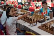 Bé gái gốc Việt giành giải ba cờ vua tại Đức