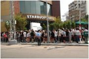 Kinh tế / Doanh nghiệp Starbucks thắng tiến Hà</p alt=
