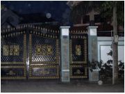 Trộm vào nhà, quan chức lộ ra vàng khối, tiền tỷ