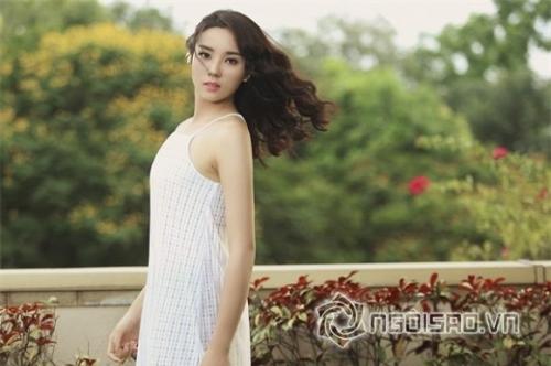 Ngỡ ngàng trước vòng một lép kẹp đến thảm hại của Hoa hậu Việt - 5