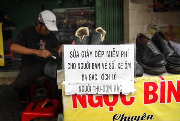 Tình người ở Sài Gòn và Hà Nội, bức ảnh này thật sự đáng suy ngẫm - 6