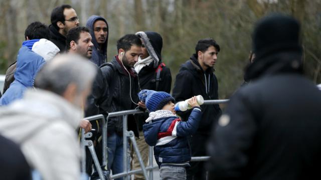 Đức: Tị nạn hay IS - Không biết đâu mà lần - 0
