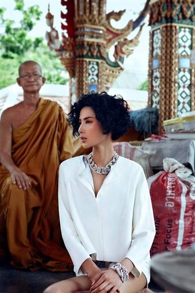 Sao Việt lố lăng khi đi chùa - 7