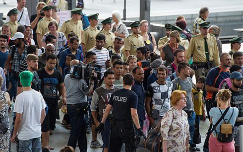 Đức kêu gọi Liên minh châu Âu gia hạn kiểm soát biên giới Schengen - 0