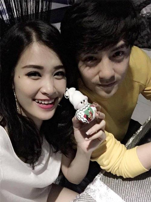 Những mối tình dài thập kỷ vẫn lãng mạn của sao Việt - 2