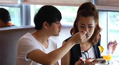 Những mối tình dài thập kỷ vẫn lãng mạn của sao Việt - 3