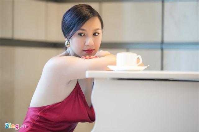 Y Phụng: ‘Chưa gặp lại Lý Hùng vì ngại bạn gái anh ghen’ - 0