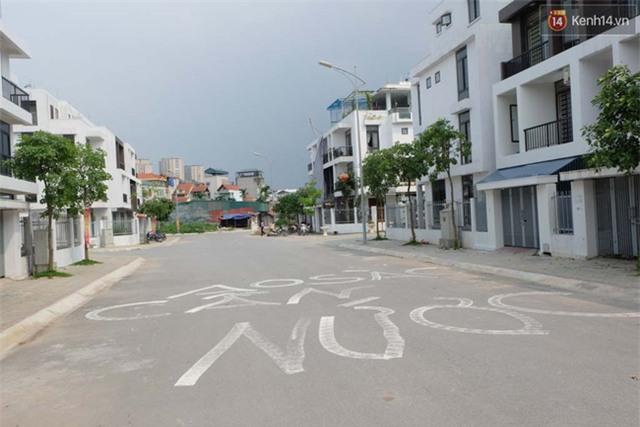 Biệt thự tiền tỷ ở Hà Nội 2 năm không có nước sạch phục vụ sinh hoạt - 1