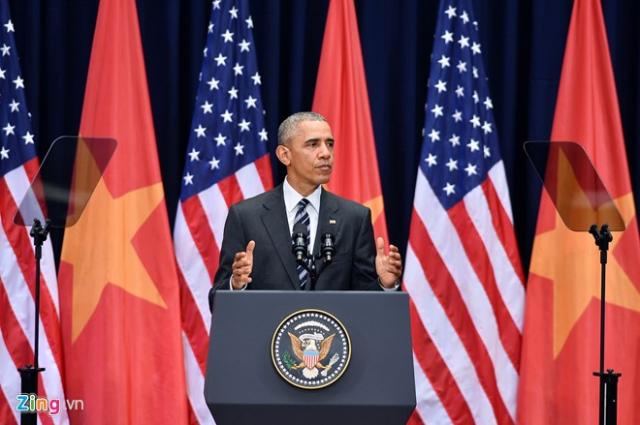 Vì sao ông Obama diễn thuyết không cần nhìn giấy? - 0