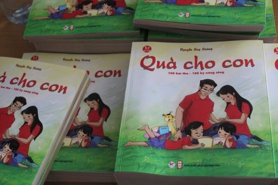 Hùa nhau thổi sách dở lên mây - 0