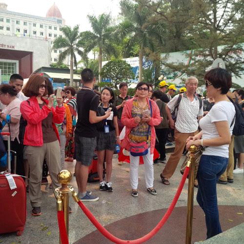 Trung Quốc làm biến dạng hình ảnh du lịch  Việt Nam dưới góc độ đáng lo ngại - 0
