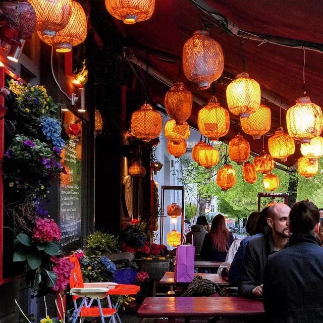 Những quán ăn Việt ngon và nổi tiếng giữa lòng Thủ đô nước Đức - 0