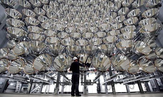 Đức thử nghiệm “mặt trời nhân tạo lớn nhất thế giới” - 0
