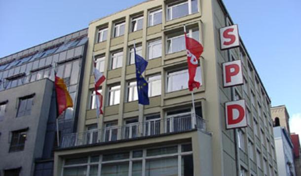 Đức: Sơ tán toàn bộ nhân viên tại trụ sở SPD tại Berlin sáng nay vì bưu kiện khả nghi - 0