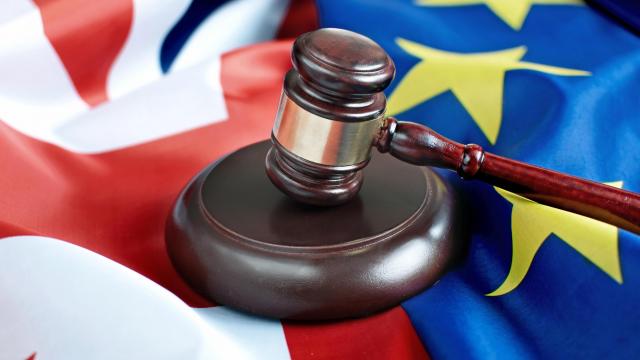 Anh giãy nảy vì hóa đơn Brexit 112 tỷ USD của EU - 0