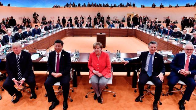 G20 ở Hamburg bắt đầu - ở ngoài hỗn loạn ở trong răm rắp nghe lời Thủ tướng Đức - 1