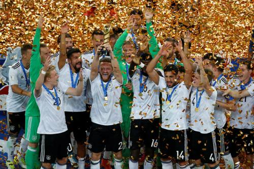Bóng đá Đức trở lại vị trí số một FIFA, Việt Nam xuống thứ 133 - 0