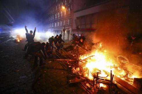 Hamburg: Bạo lực kinh hoàng phủ bóng đen lên Hội nghị Thượng đỉnh G20 tại Đức - 2