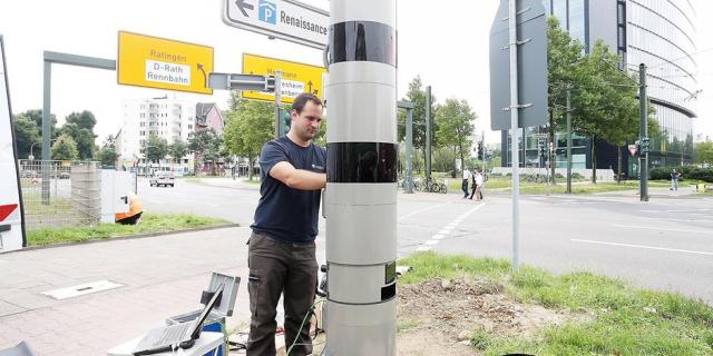 Đức: Tài xế cẩn thận với máy chụp tốc độ công nghệ mới - 0