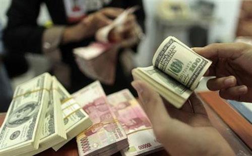 Euro,USD biến động chưa từng có: Bí ẩn khiến nhà giàu lo sợ - 1
