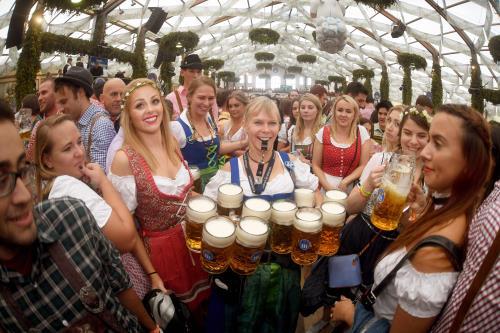 An ninh thắt chặt tại lễ hội bia Oktoberfest - 0