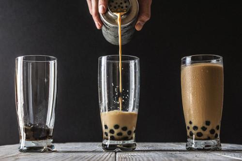 Blogger Mỹ viết về cơn sốt trà sữa ở Việt Nam - 0
