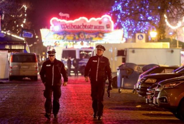 Đức bắt nhiều nghi phạm liên quan kẻ tấn công khu chợ Giáng sinh - 0