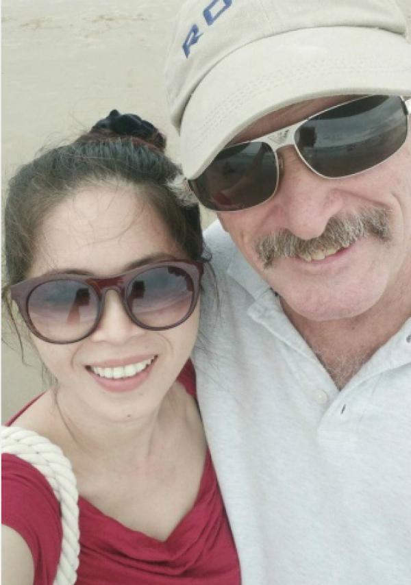 Ông chồng 13 năm đấu tranh để được đưa vợ Việt sang Mỹ - 2