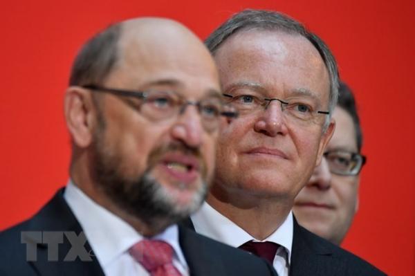 Đảng cánh hữu AfD vượt SPD, trở thành đảng lớn thứ 2 ở Đức - 0