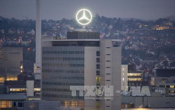 Chính phủ Đức dè chừng việc công ty Trung Quốc mua cổ phần nhà sản xuất Mercedes - 0