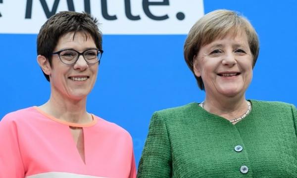 Nữ chính trị gia có biệt danh Mini Merkel làm Tổng thư ký CDU - 0
