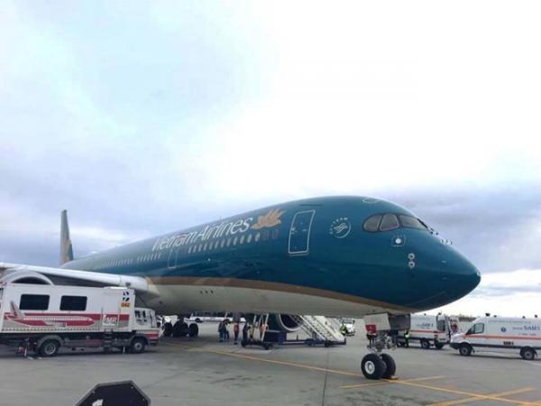 Máy bay Vietnam Airlines từ Frankfurt/M đi Hà Nội hạ cánh khẩn cấp vì khách co giật - 0