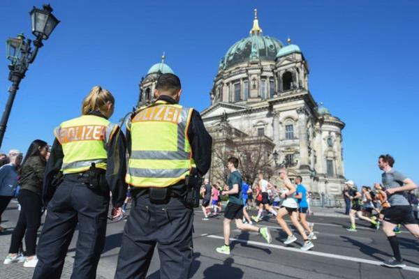 Đức phá âm mưu tấn công bằng dao tại giải bán marathon Berlin - 0