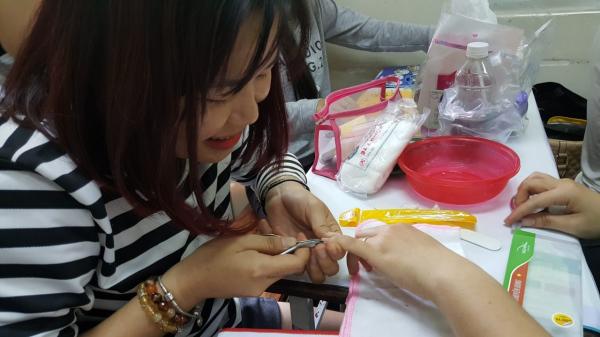 Ký sự: Con đường mưu sinh nghề nail của người Việt tại Mỹ - 0