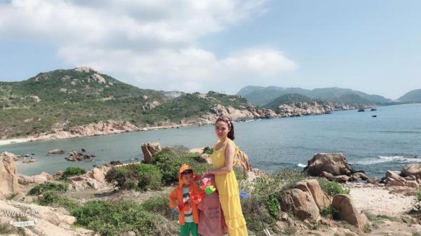Mẹ đơn thân Việt kiều tay trắng nuôi 2 con sau sóng gió hôn nhân - 0