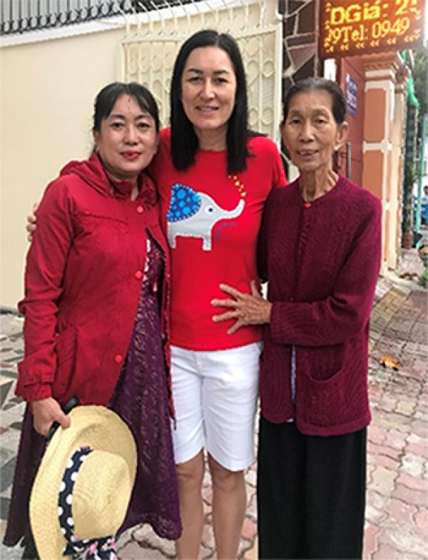 Người phụ nữ Australia nhận nhầm mẹ Việt suốt 14 năm - 2