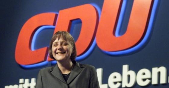 42 1 Merkel Rut Lui Chau Au Doi Mat Thach Thuc Lon Nhat Ke Tu 1930