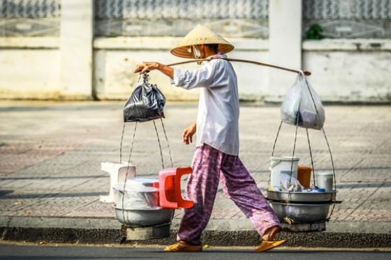 42 1 Bai Van 10 Diem Viet Ve Nhung Con Nguoi Khong Co Ngay Nghi Le