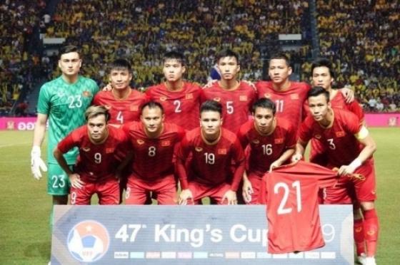 42 1 Tuyen Viet Nam Lai Ha Thai Lan Ban Linh Nha Vo Dich