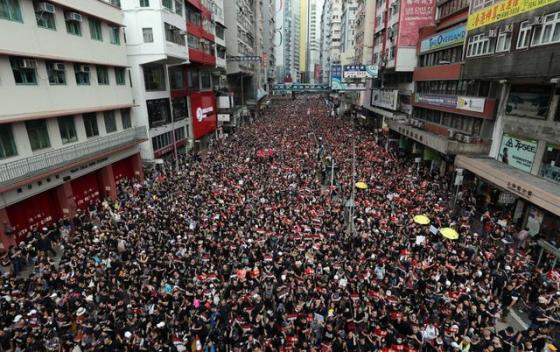 42 1 Phai Doan Berlin Tai Trung Quoc Bi Huy Hop Vao Phut Chot Vi Van De Hong Kong