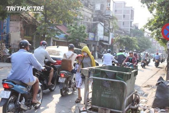 42 9 Ngop Tho Di Qua Nhung Tuyen Duong Bui Mu O Hn Trong Nhung Ngay Chat Luong Khong Khi Xau