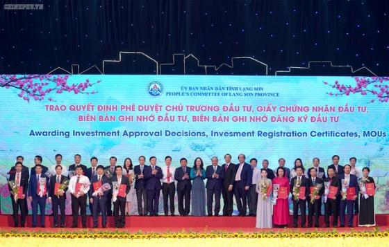 42 3 Thu Tuong Lam Sao De Moi Khach Du Lich Den Lang Son Phai Mua 1 Con Vit Quay Mang Ve