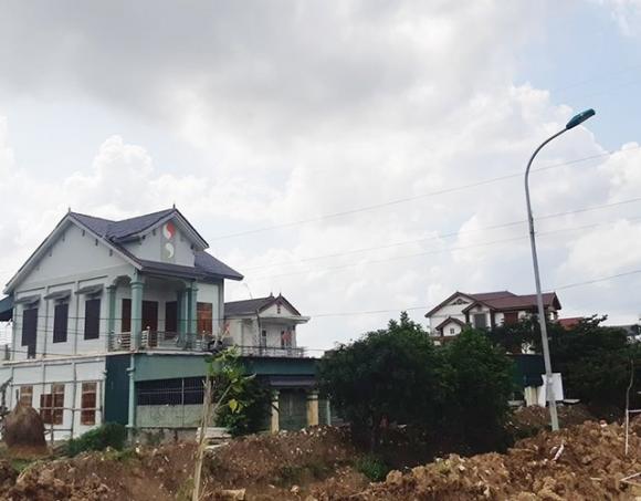 42 4 Tu Vu 39 Thi The O Anh Biet Thu Lang Que Duoc Danh Doi Bang Mau Va Nuoc Mat