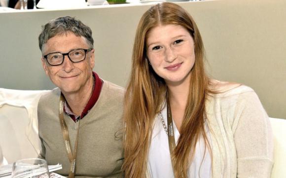 42 1 Cach Bill Gates Day Con Gai Cam Tiet Dien Thoai Den Nam 14 Tuoi Moi Uoc Mo Deu Duoc Gia Dinh Ung Ho Het Minh