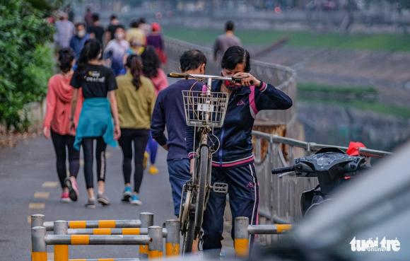 42 5 Cong Vien Dong Cua Nhieu Nguoi Dan Ha Noi Lieu Minh Ra Duong Tap The Duc